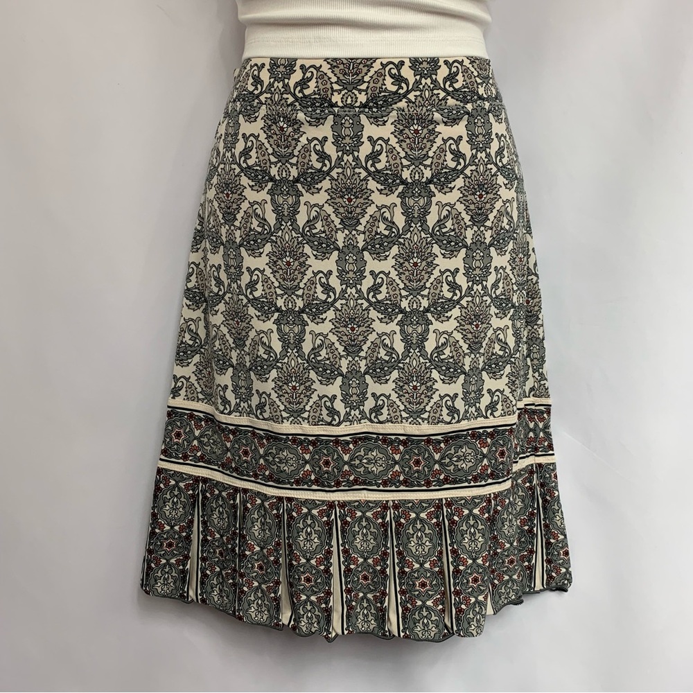 Max Studio Floral Skirt w/ Pleated Hem Size XS